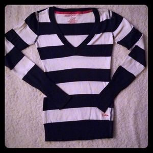 Aeropostale long sleeve sweater